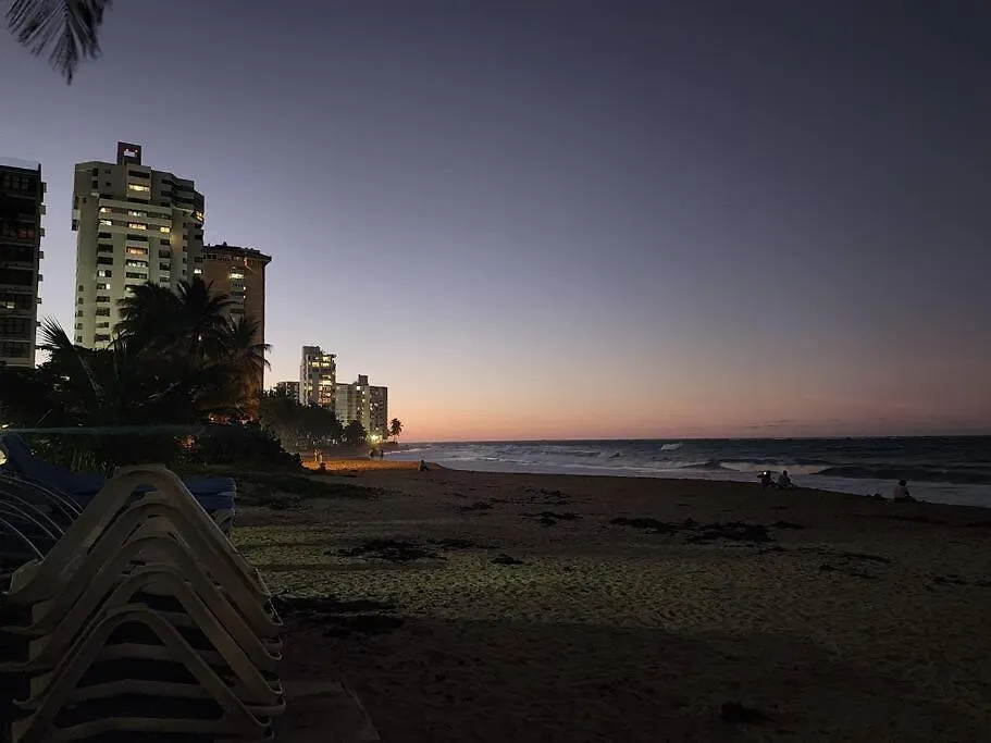 Apartamento Gorgeous 1-Bedroom Beachside Suite San Juan